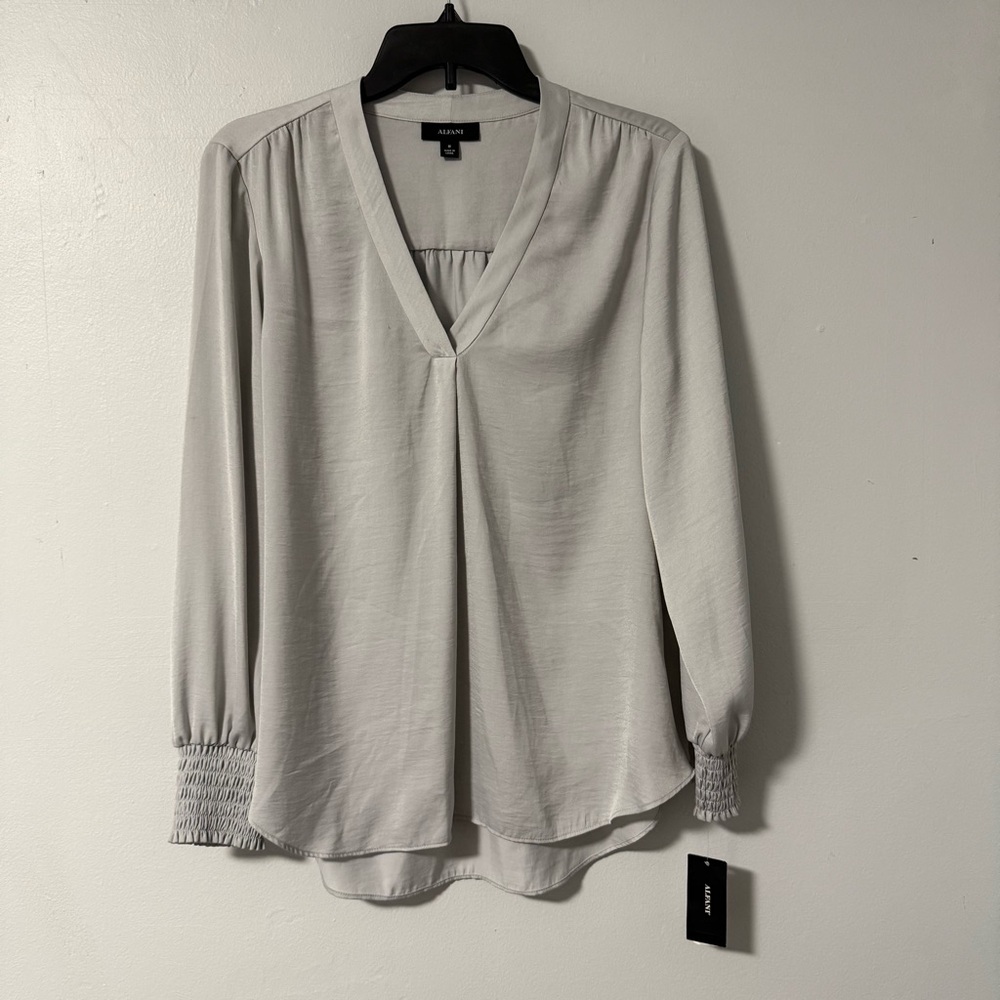 Alfani Women's Blouse Gray Silky‎ V-neck Popover Long Sleeve Shirt Top M NWT